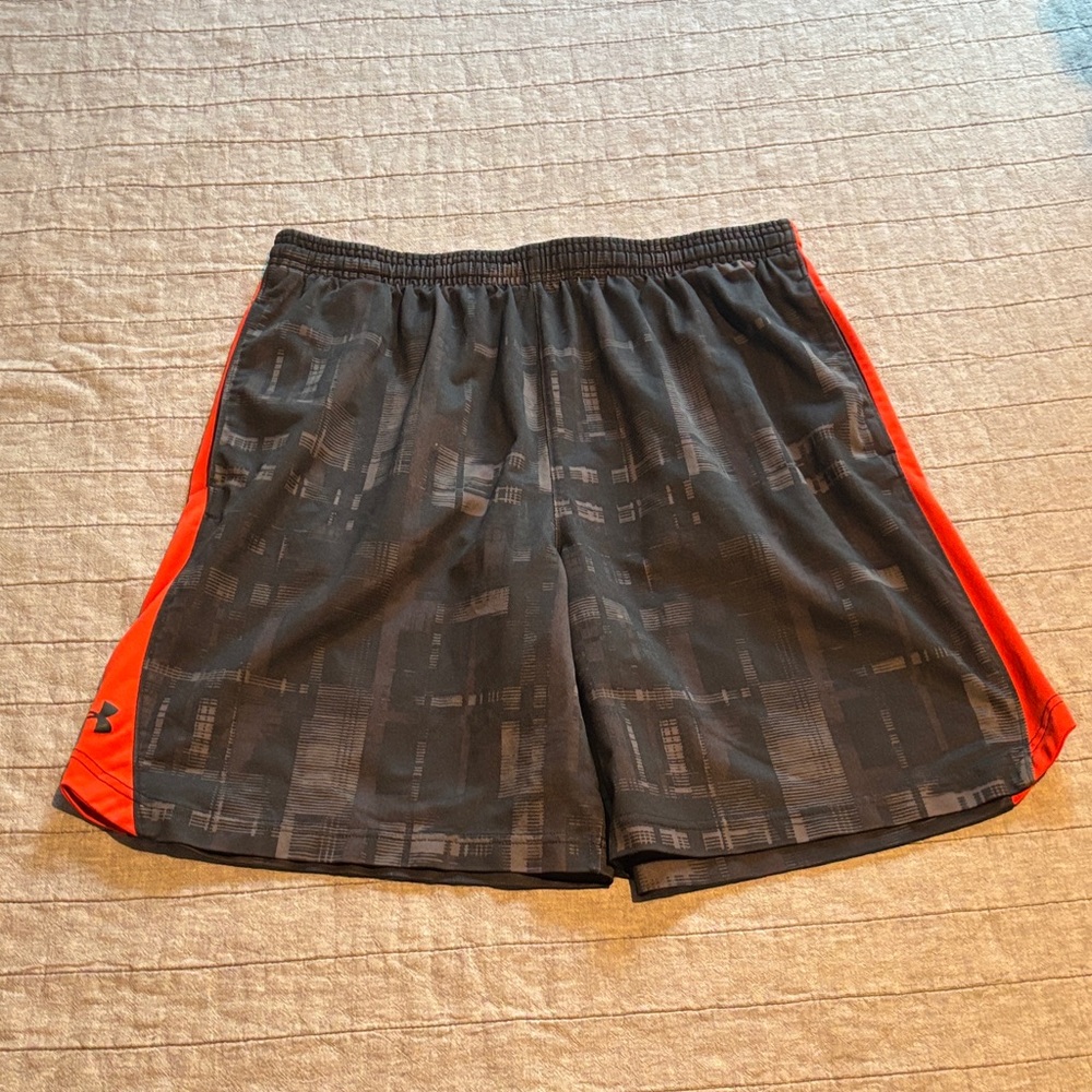 Under Armour Men's Black and Red Athletic Shorts